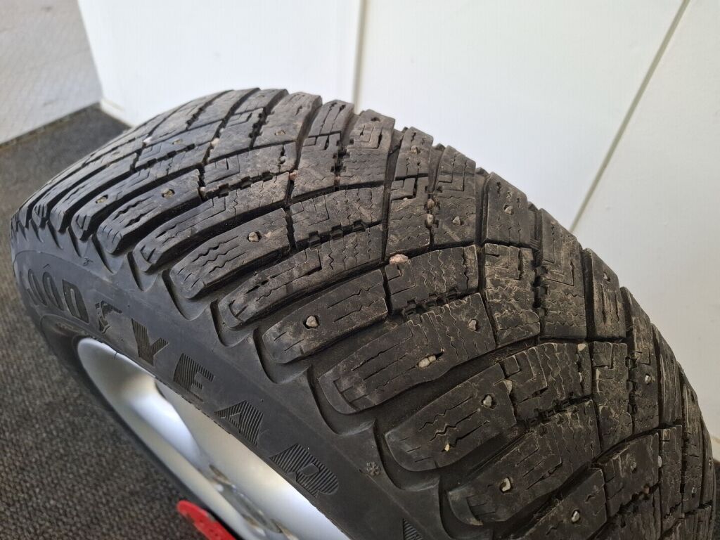 Volkswagen Caddy 2009 Harmaa