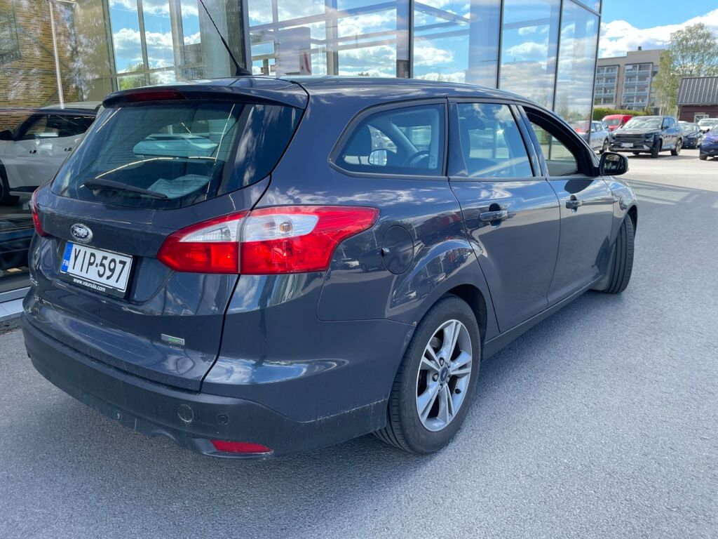 Ford Focus 2014 Harmaa