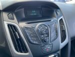 Ford Focus 2014 Harmaa