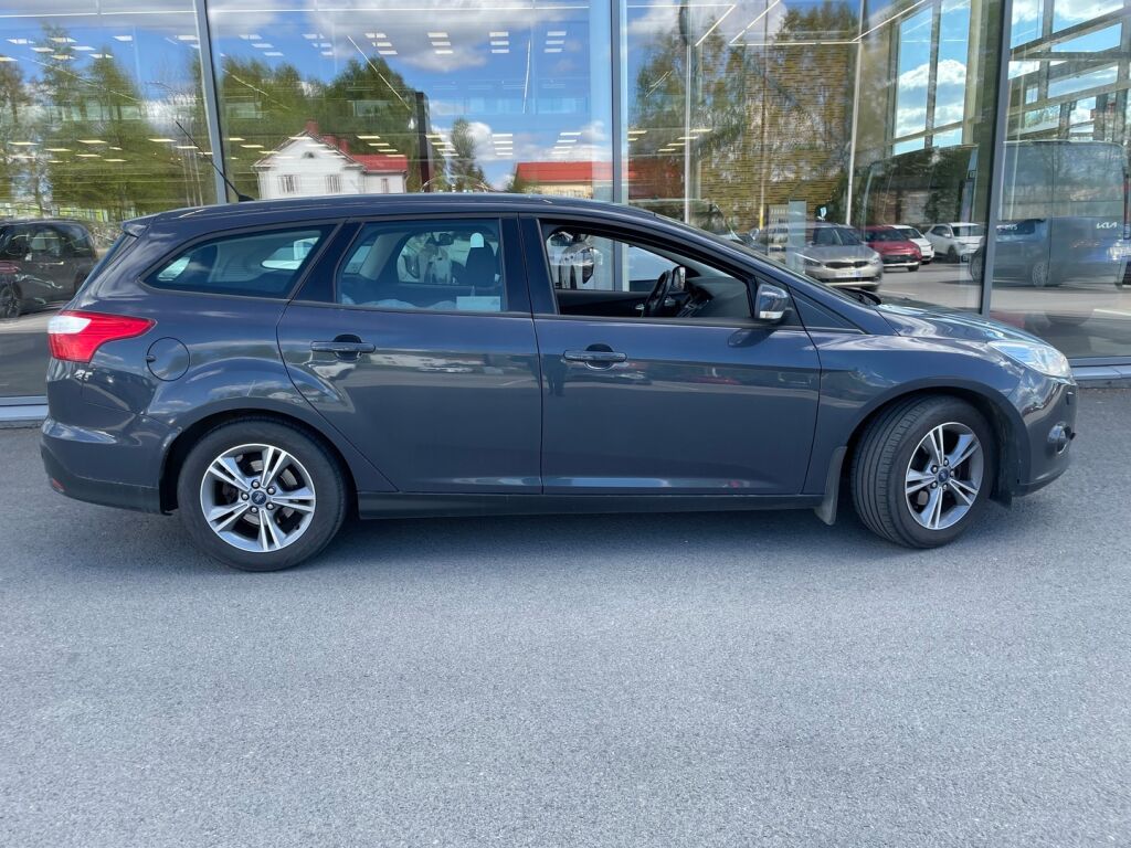 Ford Focus 2014 Harmaa