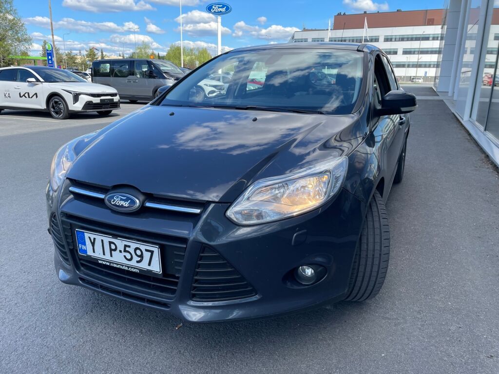 Ford Focus 2014 Harmaa