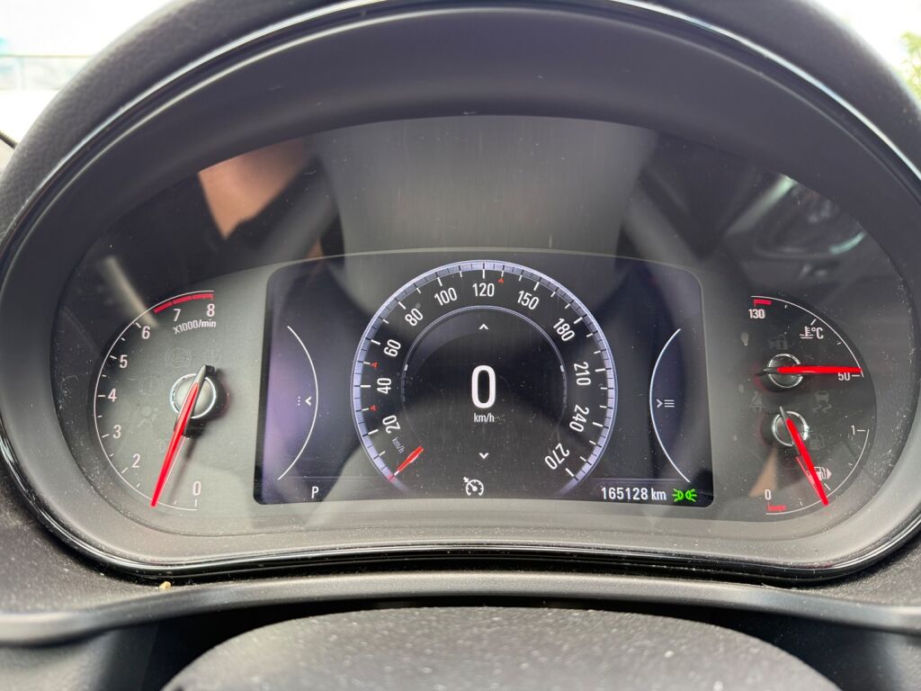 Opel Insignia 2015 Ruskea (beige)