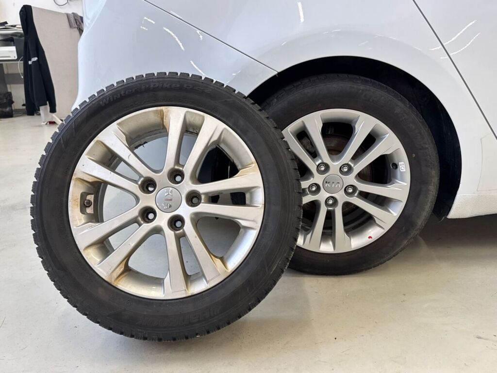 Kia Ceed 2015 Valkoinen
