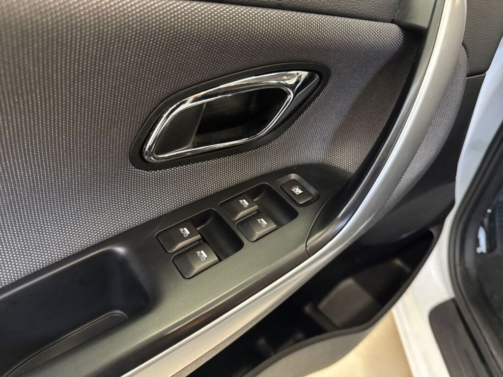 Kia Ceed 2015 Valkoinen