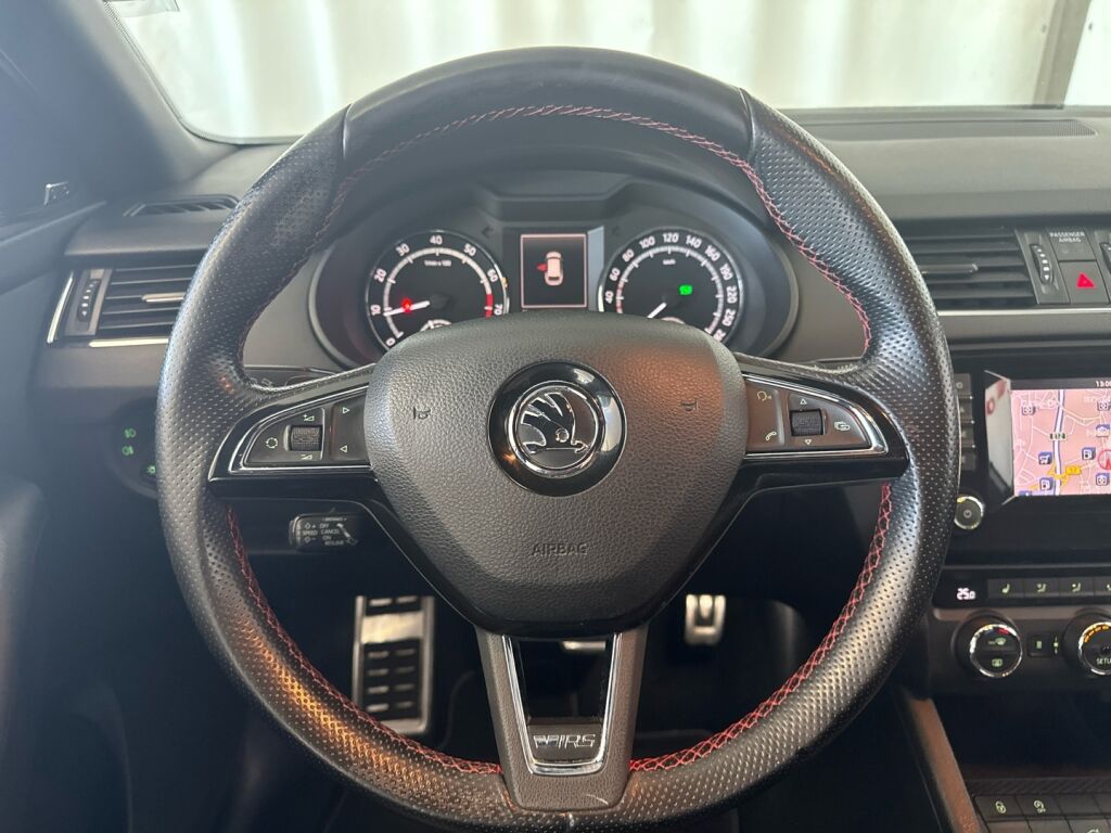 Skoda Octavia 2014 Valkoinen