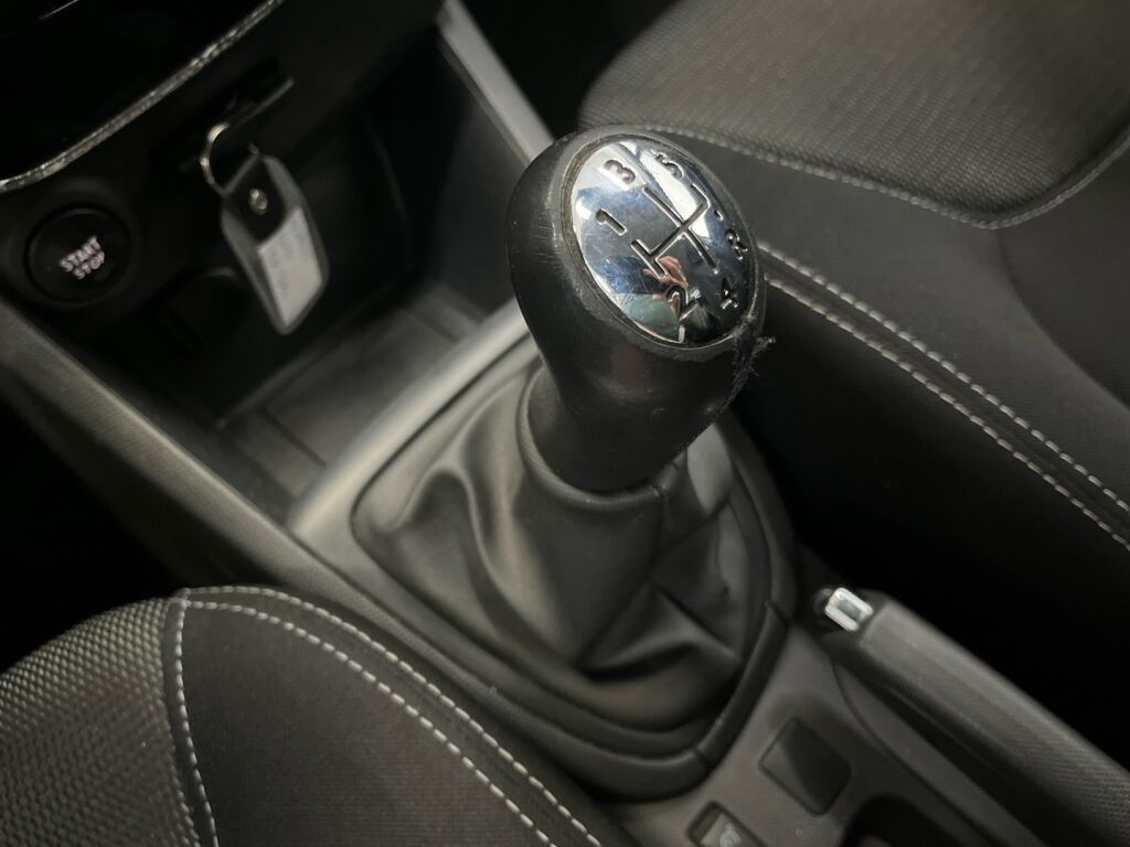 Renault Clio 2014 Valkoinen