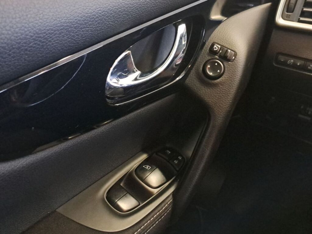 Nissan Qashqai 2014 Valkoinen