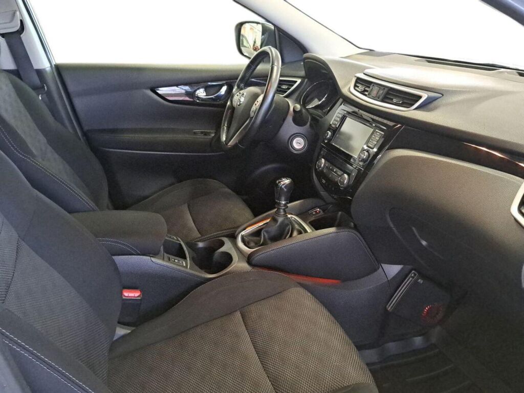 Nissan Qashqai 2014 Valkoinen