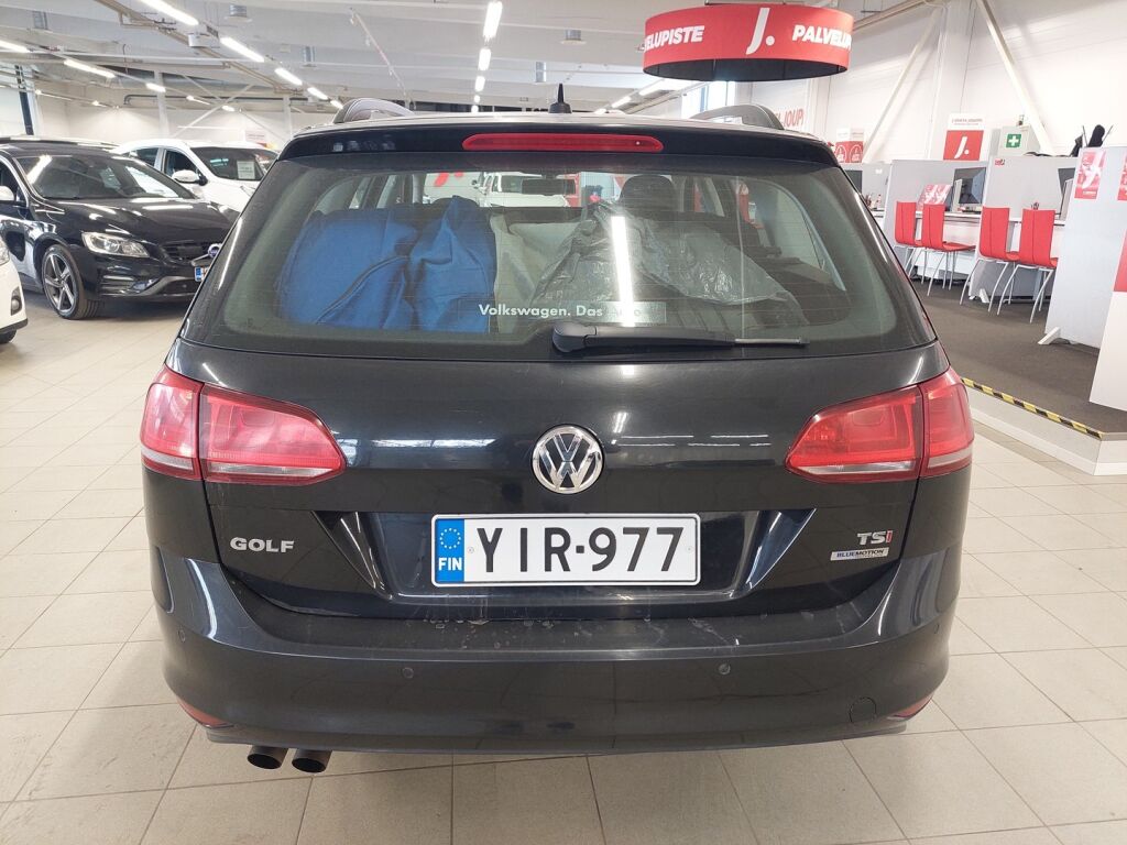 Volkswagen Golf 2014 Musta