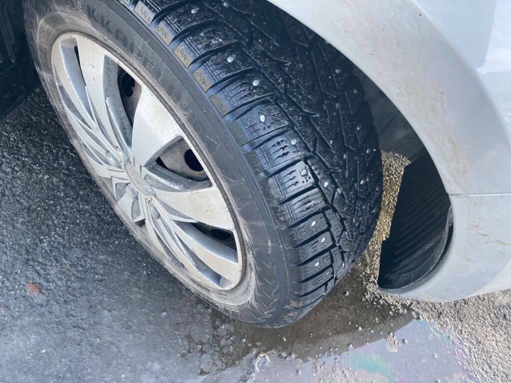 Hyundai I20 2015 Metallinhohto Hopea