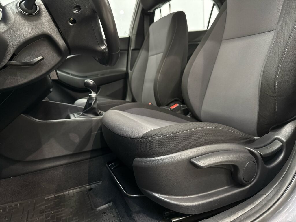 Hyundai i20 5d 2018 Harmaa