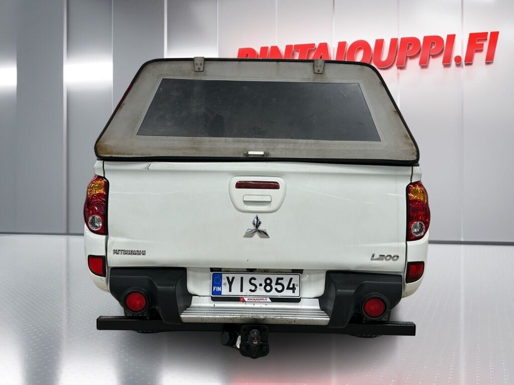 Mitsubishi L200 2014 Valkoinen