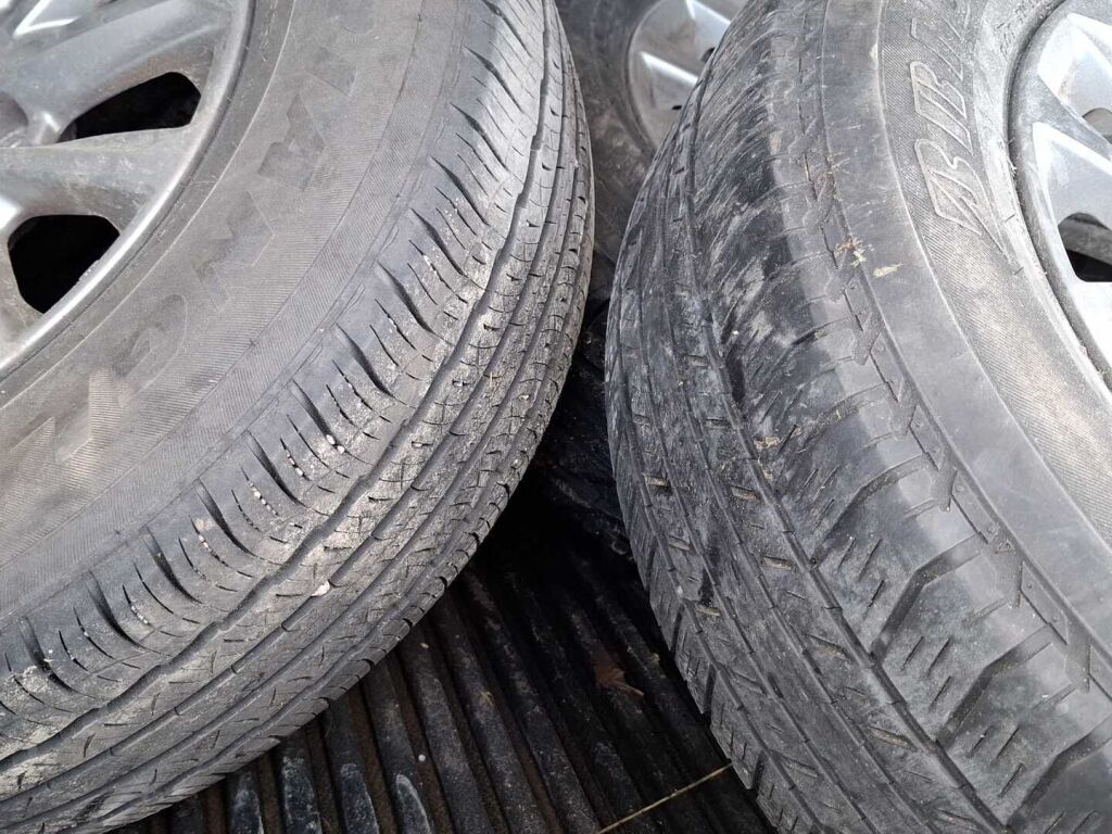 Mitsubishi L200 2014 Valkoinen