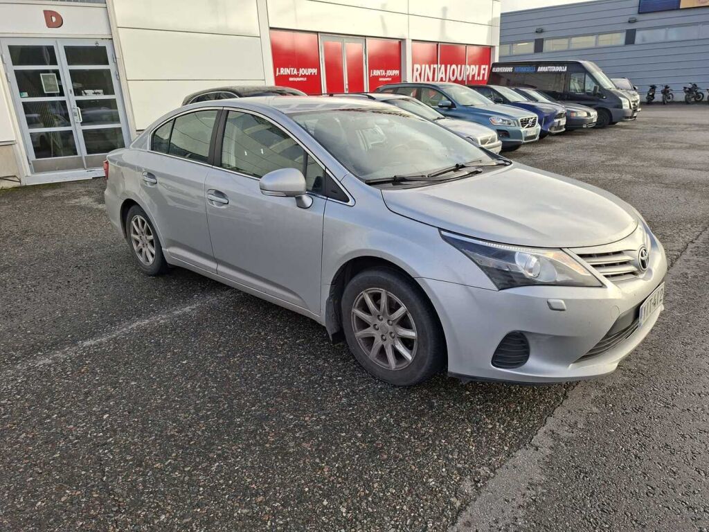 Toyota Avensis 2015 Hopea