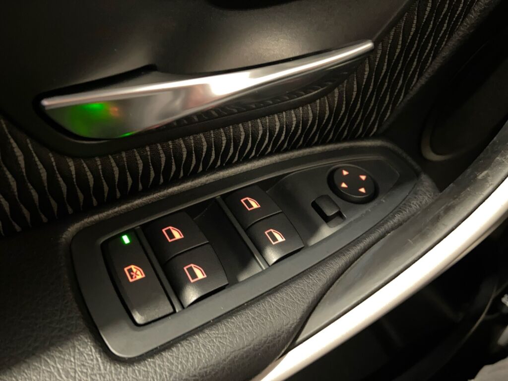 BMW 316 2015 Valkoinen