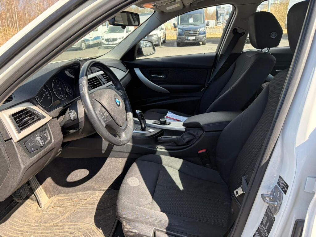 BMW 316 2015 Valkoinen