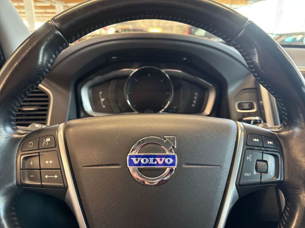 Volvo XC60 2014 Valkoinen