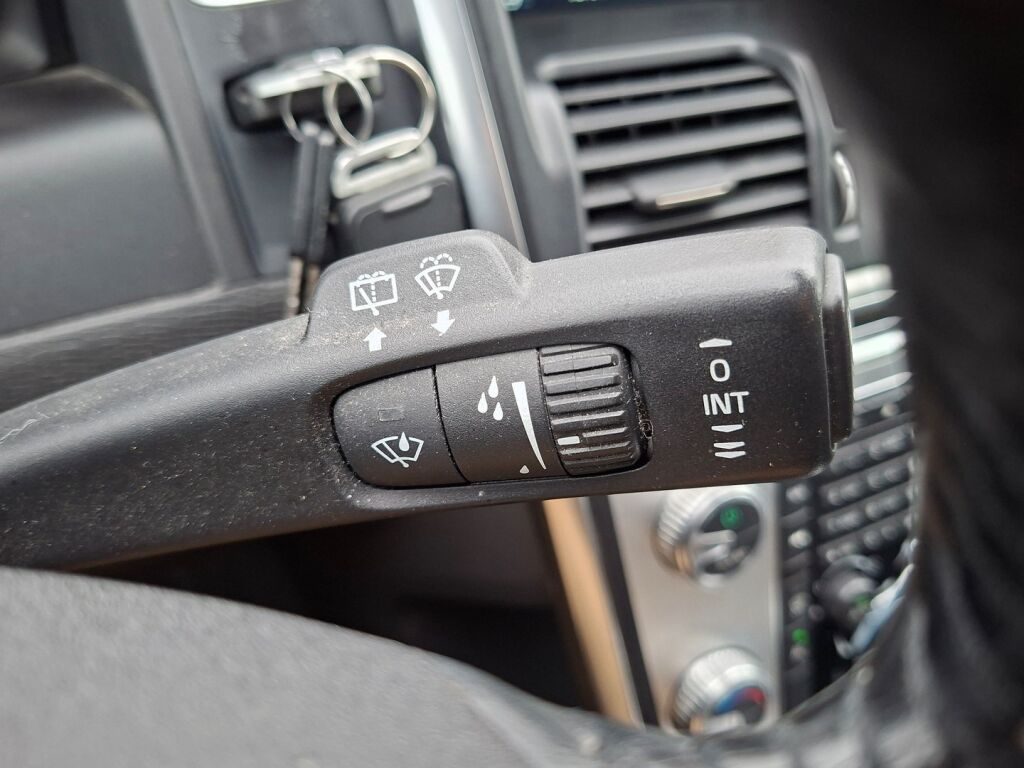 Volvo XC60 2014 Valkoinen