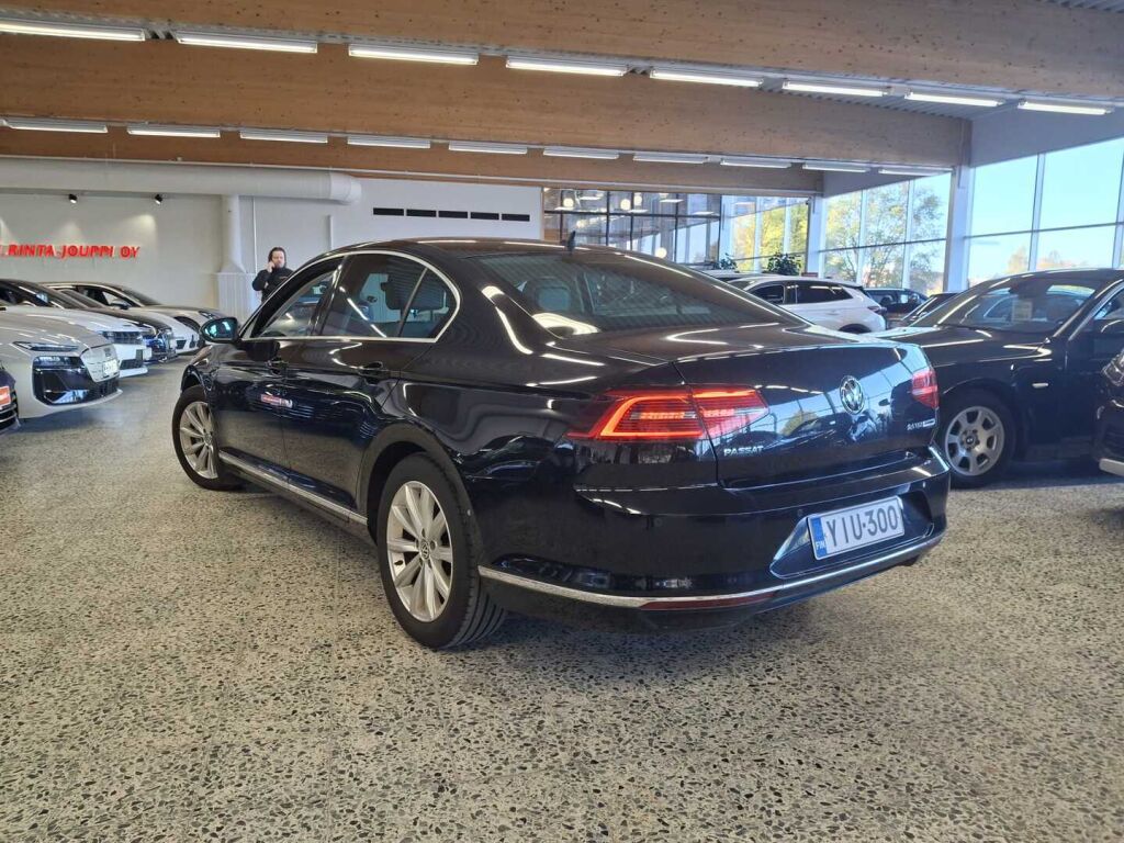 Volkswagen Passat 2015, kuva 3/5