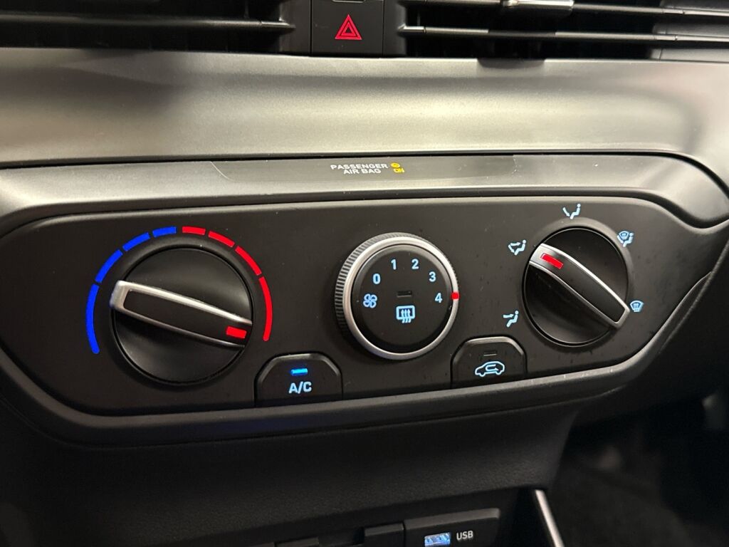 Hyundai i20 Hatchback 2021 Valkoinen