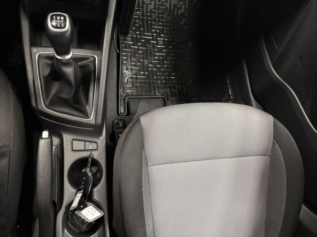 Hyundai i20 5d 2018 Valkoinen