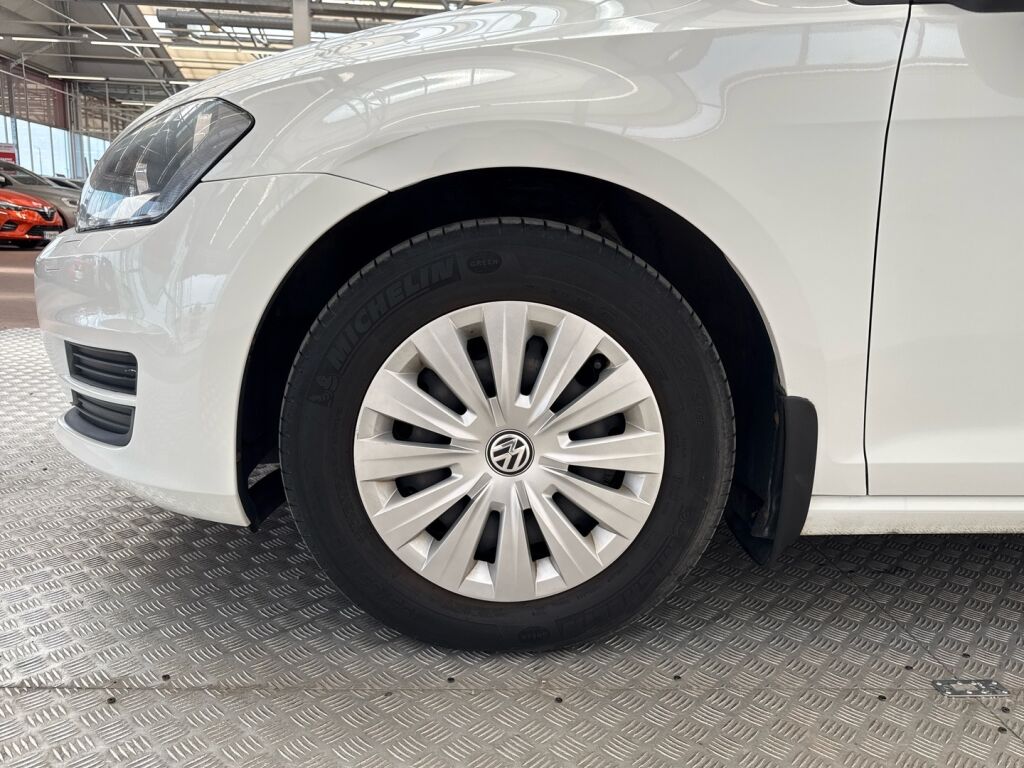 Volkswagen Golf 2014 Valkoinen