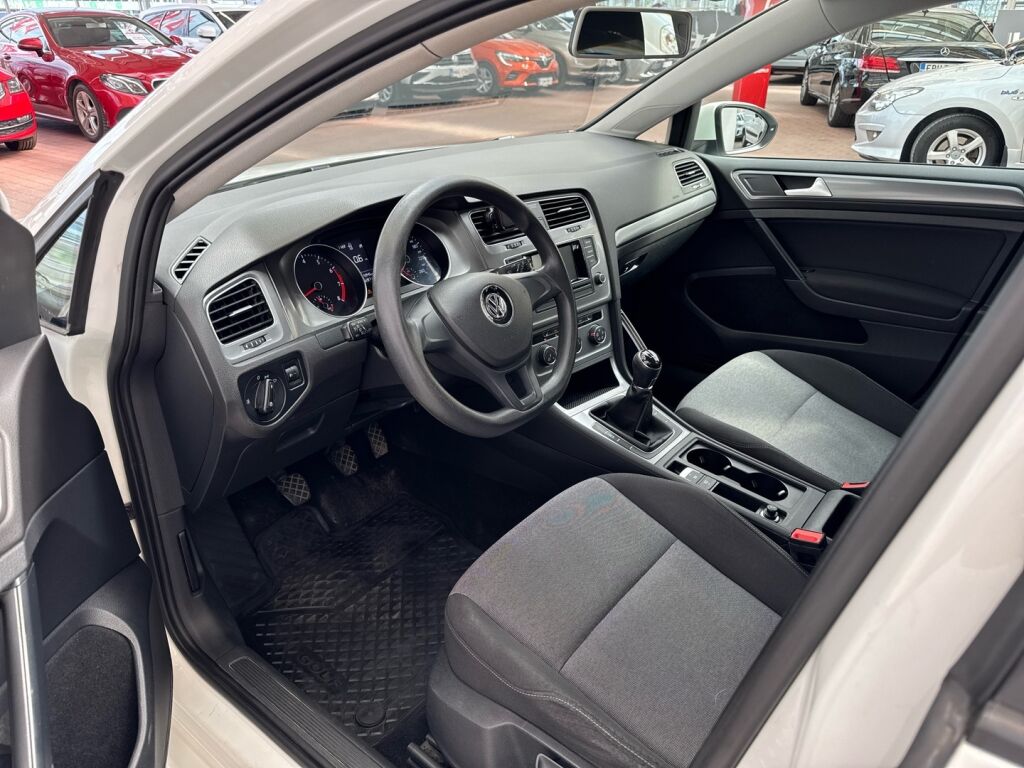 Volkswagen Golf 2014 Valkoinen
