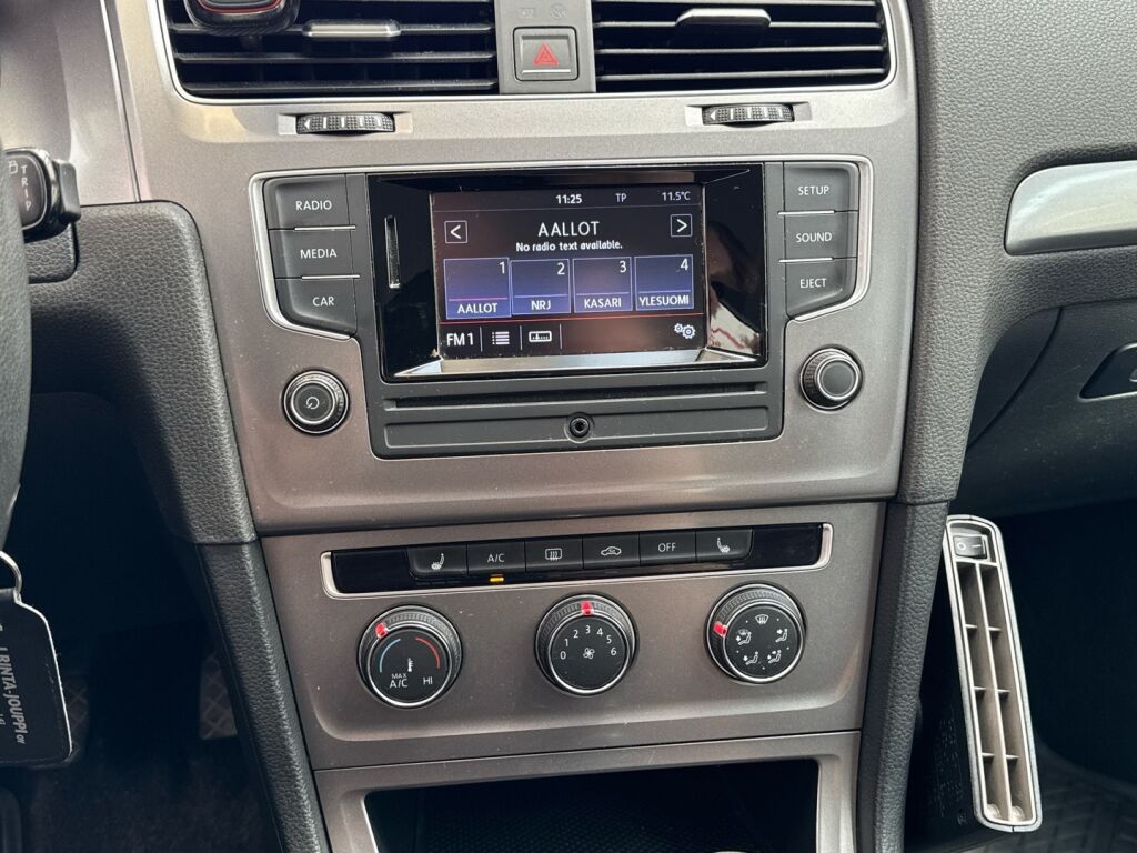 Volkswagen Golf 2014 Valkoinen