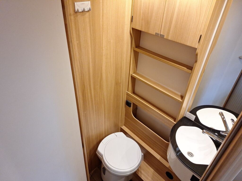 Dethleffs Advantage 2015 Valkoinen