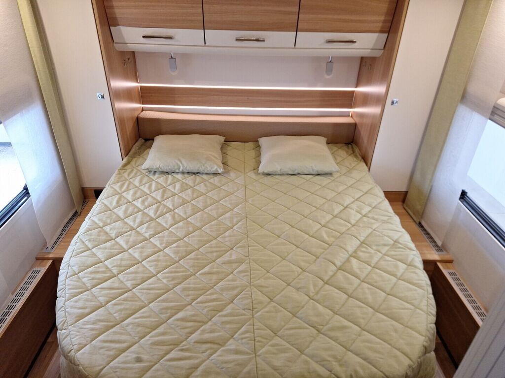 Dethleffs Advantage 2015 Valkoinen