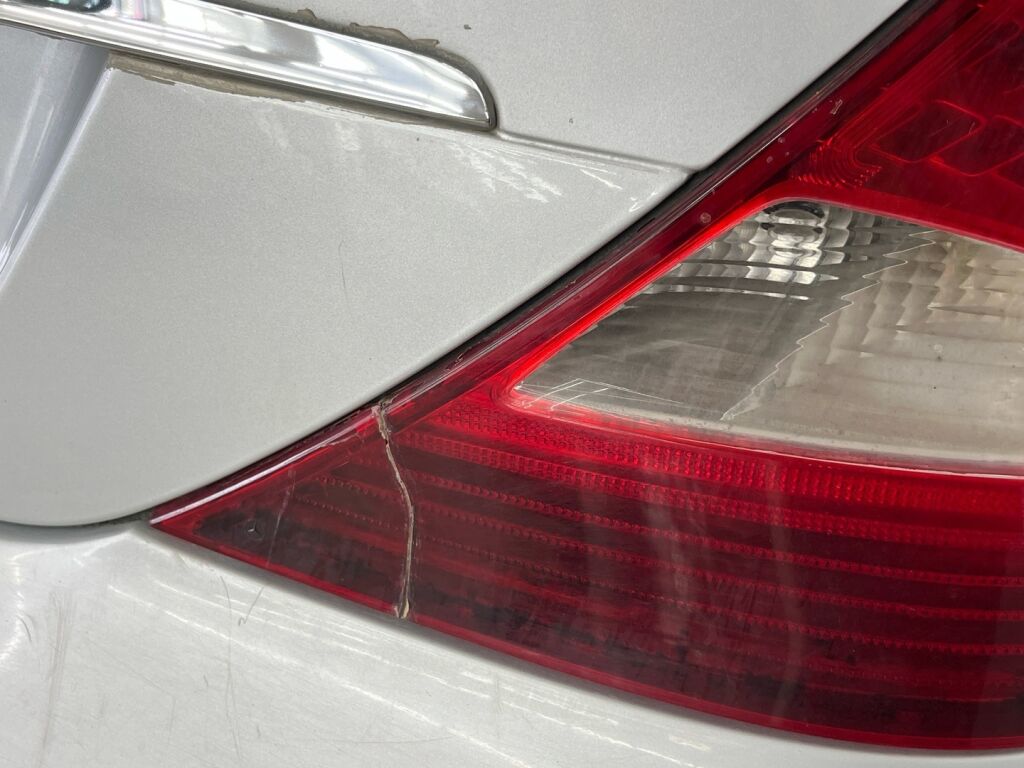 Mercedes-Benz CLS 2004 Harmaa