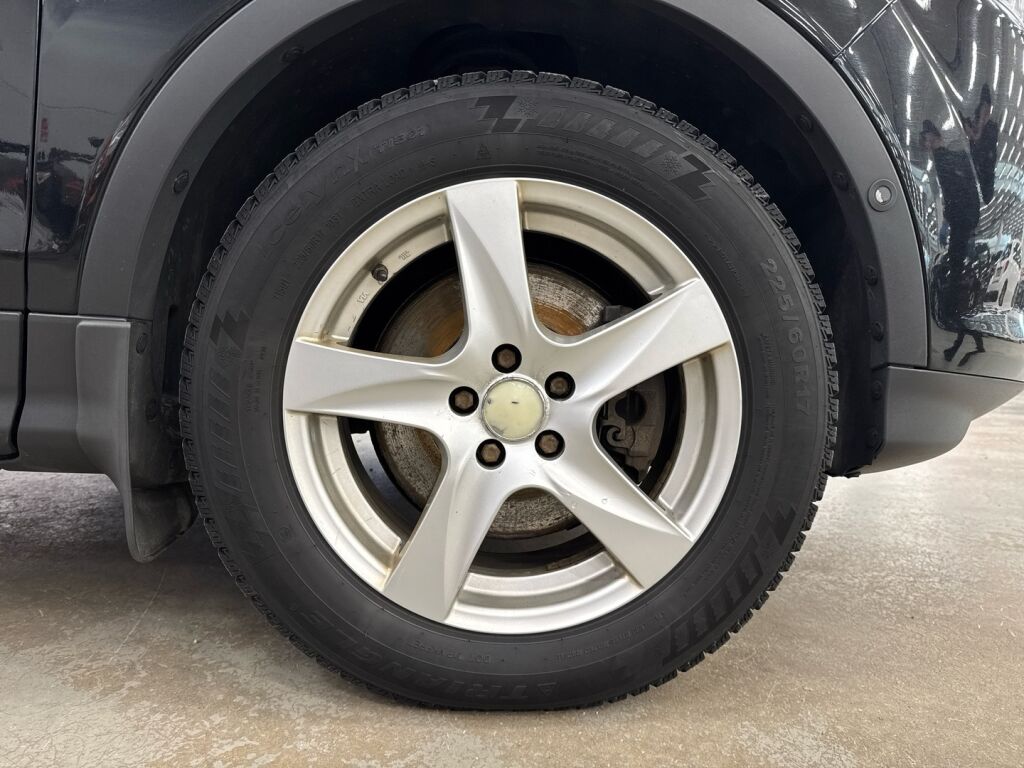 Ford Kuga 2015 Musta