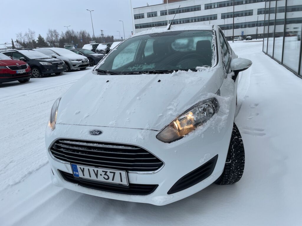 Ford Fiesta 2015 Valkoinen