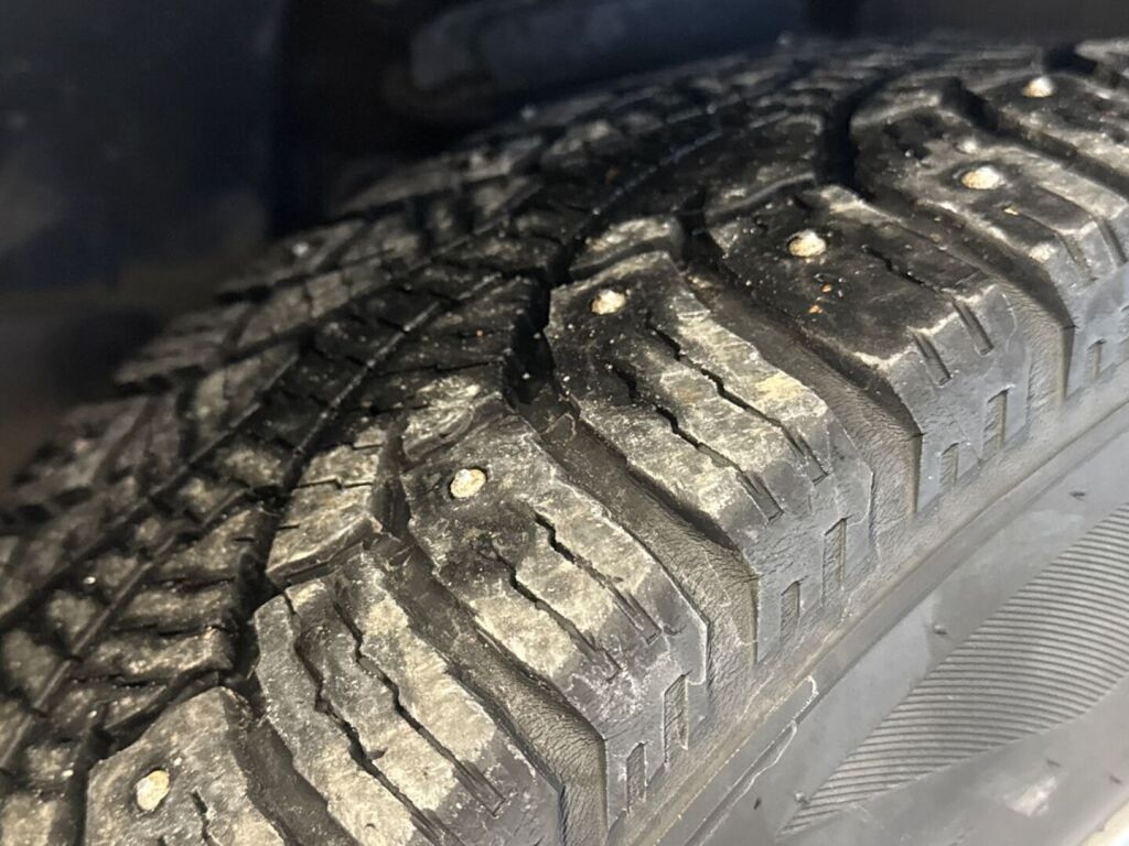 Opel Vivaro 2015 Ruskea (beige)