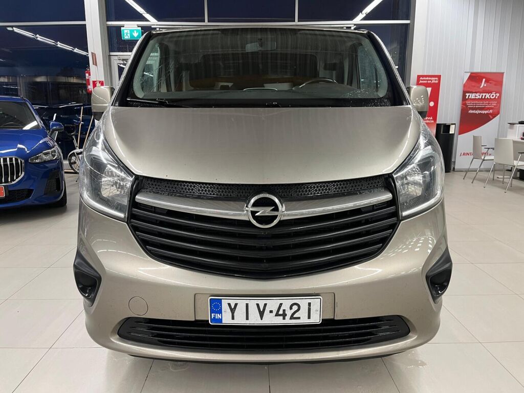Opel Vivaro 2015 Ruskea (beige)