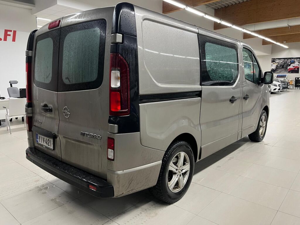Opel Vivaro 2015 Ruskea (beige)