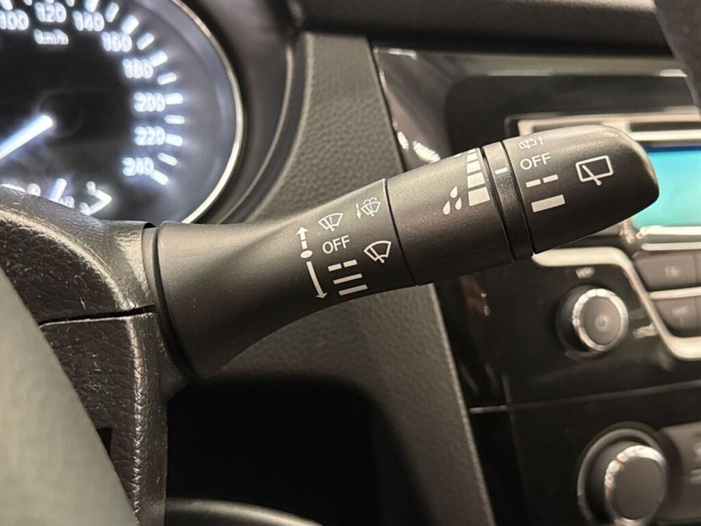Nissan Qashqai 2014 Hopea