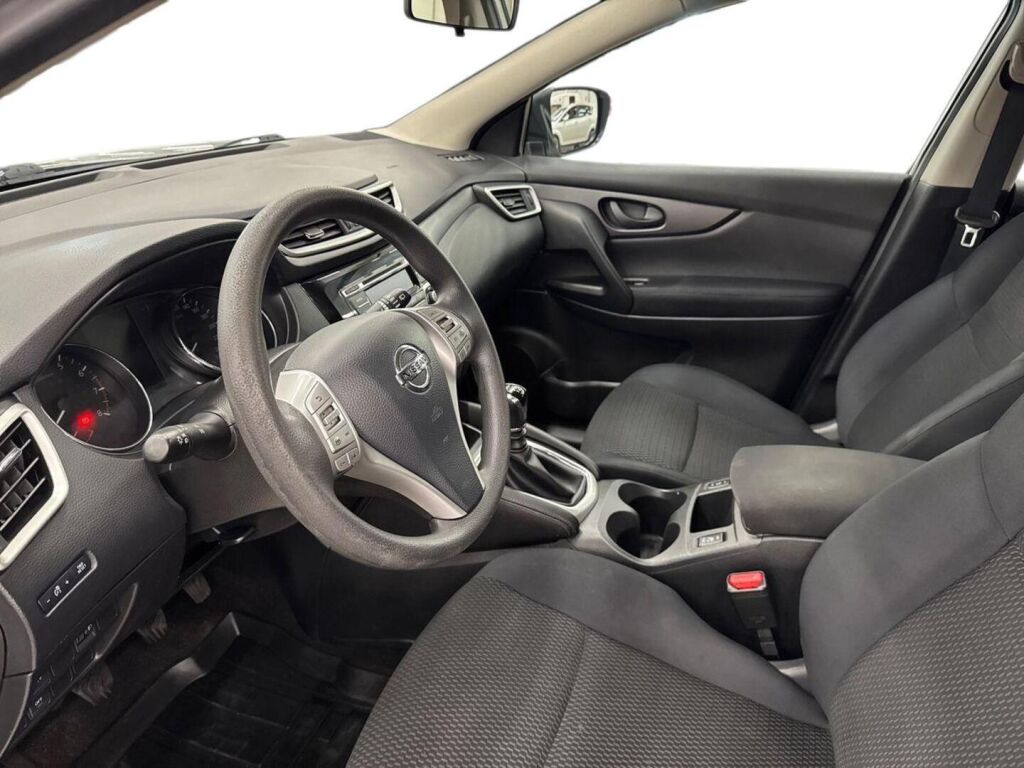 Nissan Qashqai 2014 Hopea