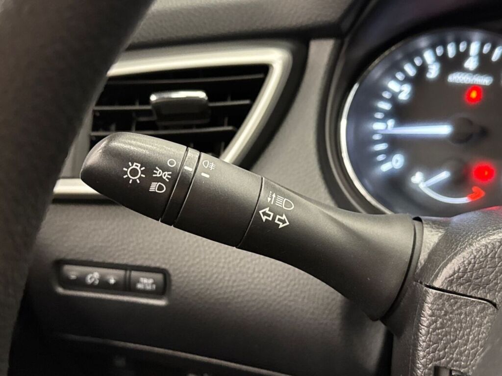 Nissan Qashqai 2014 Hopea