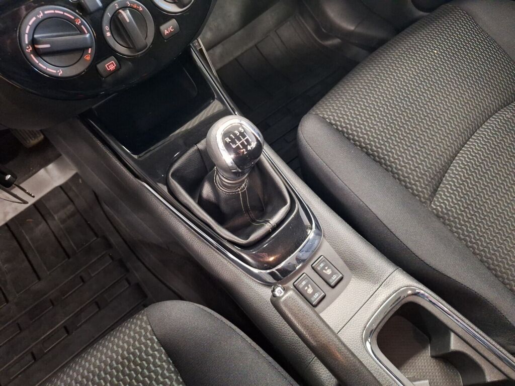 Nissan Pulsar 2015 Hopea