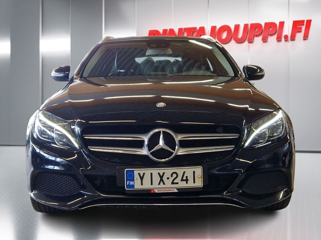 Mercedes-Benz C 2016 Musta
