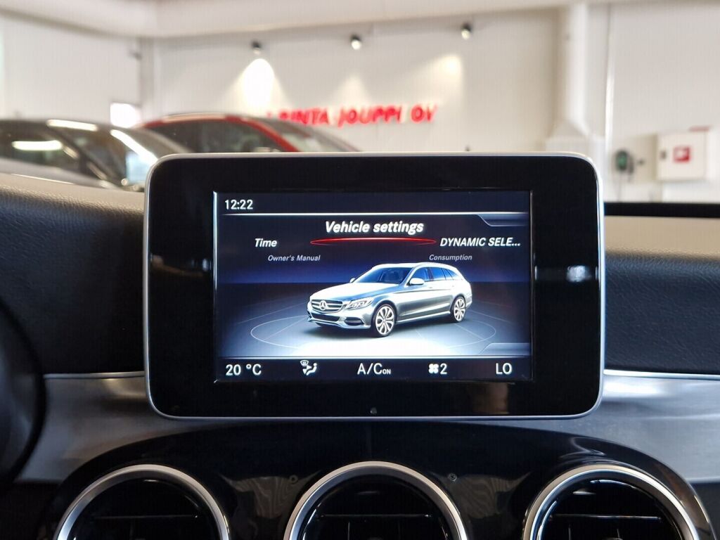 Mercedes-Benz C 2016 Musta