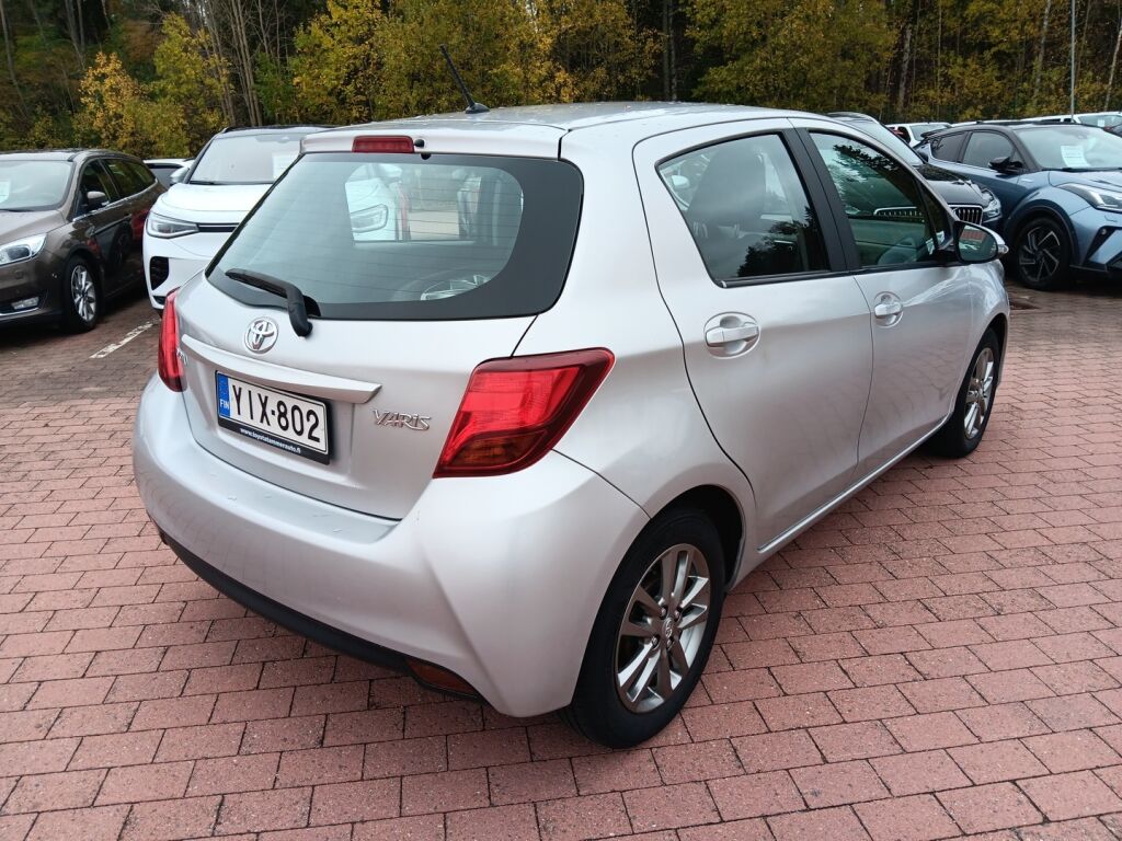 Toyota Yaris 2016 Hopea