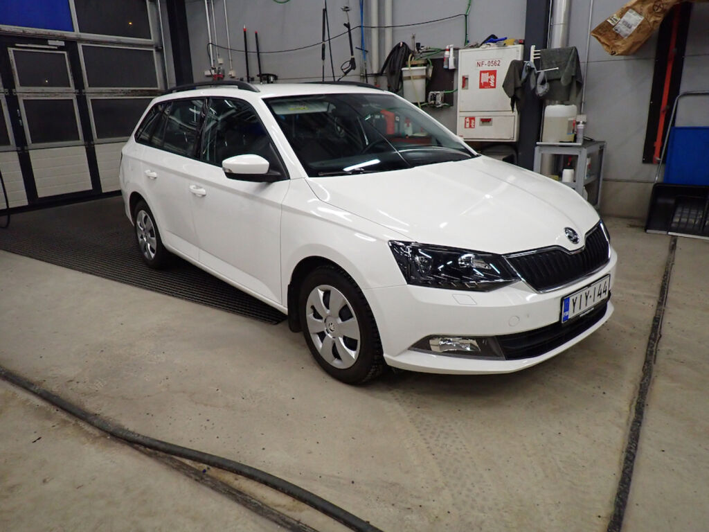 Skoda Fabia 2016 Valkoinen