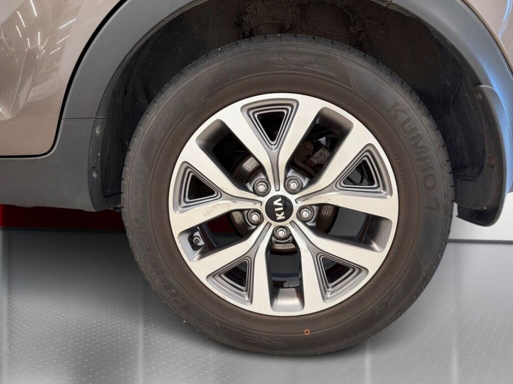 Kia Sportage 2015 Ruskea (beige)