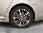 Toyota Avensis 2016 Harmaa