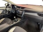 Toyota Avensis 2016 Harmaa