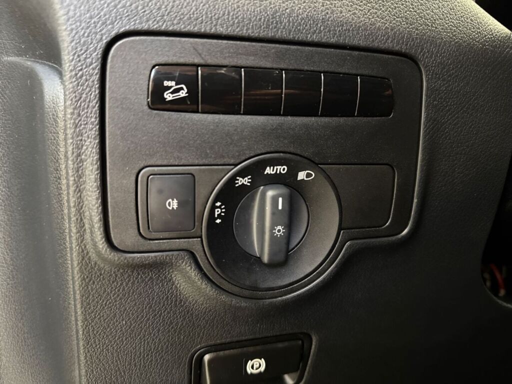Mercedes-Benz Vito 2015 Valkoinen