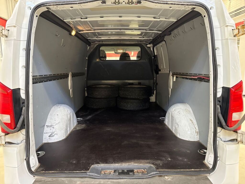 Mercedes-Benz Vito 2015 Valkoinen