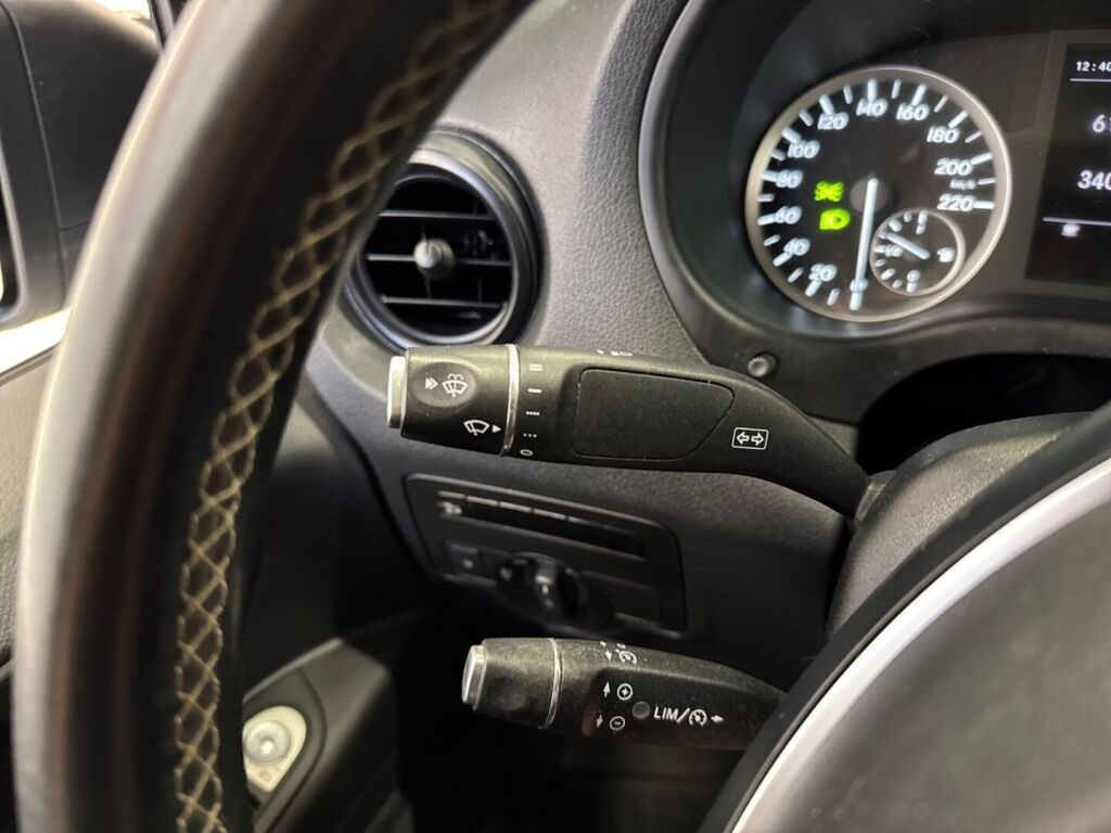 Mercedes-Benz Vito 2015 Valkoinen